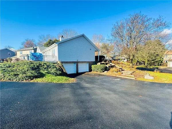 Upper Macungie Twp, PA 18051,7910 Woodsbluff Run