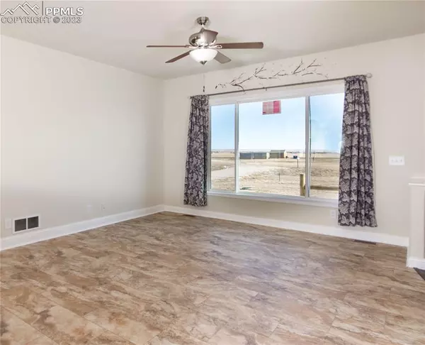 Calhan, CO 80808,842 Spotted Owl WAY