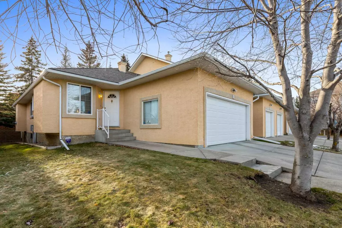 Calgary, AB T2W6H8,51 Cedarview Mews SW