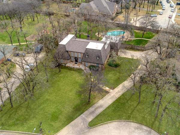 609 Colts Neck Court, Colleyville, TX 76034