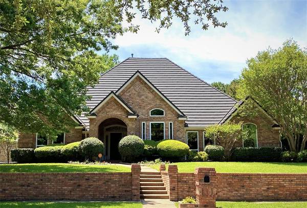 6004 Montford Drive, Colleyville, TX 76034