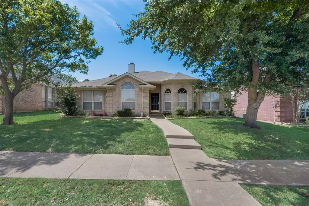 Garland, TX 75040,2105 Brook Tree Drive