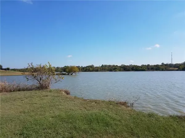 265 Lakeside Drive, Rockwall, TX 75032