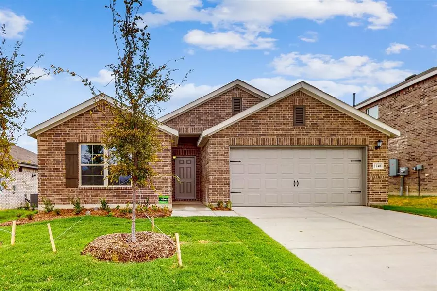 1940 Indian Grass Drive, Royse City, TX 75189