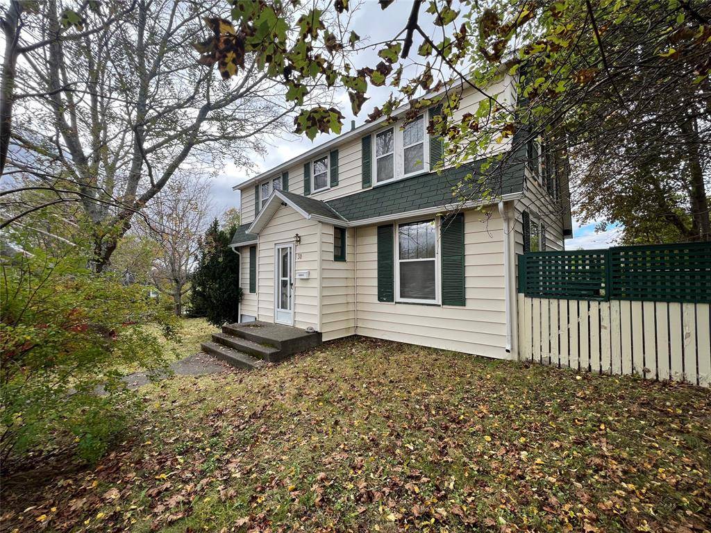 30 Carmelite Road, Grand Falls-windsor, NL A2A 1Y5