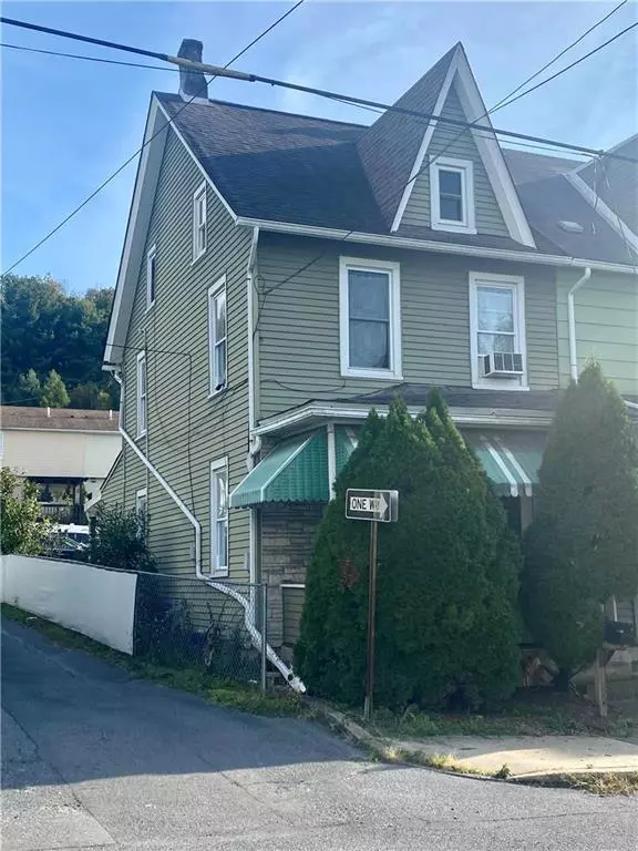 653 West Franklin Street, Slatington Borough, PA 18080