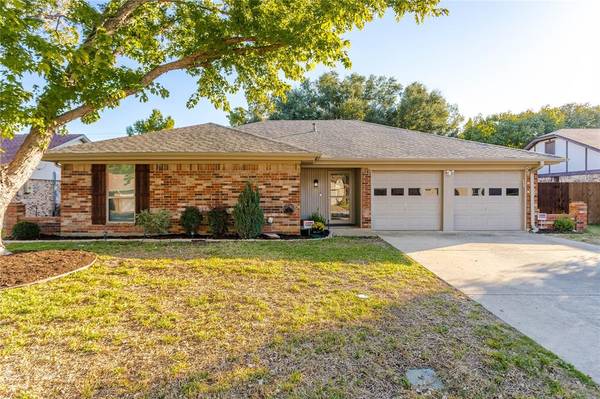 2507 Westpark Way Circle, Euless, TX 76040