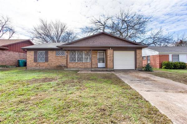 1806 W Belden Street, Sherman, TX 75092