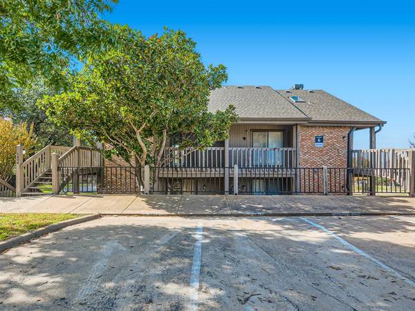 1004 Signal Ridge Place, Rockwall, TX 75032