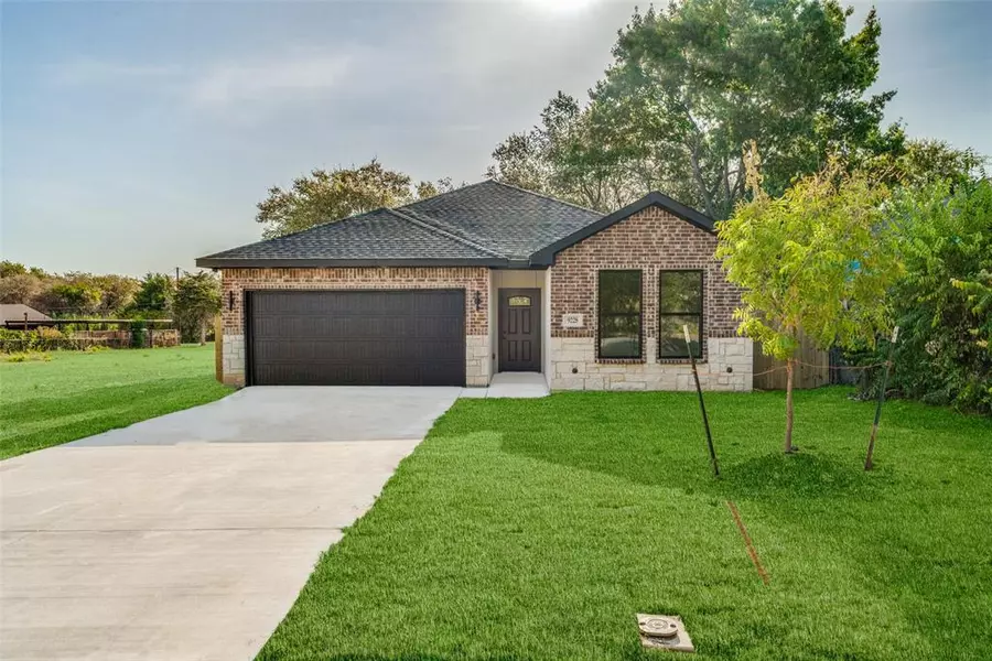 9228 Beckley View Avenue, Dallas, TX 75232