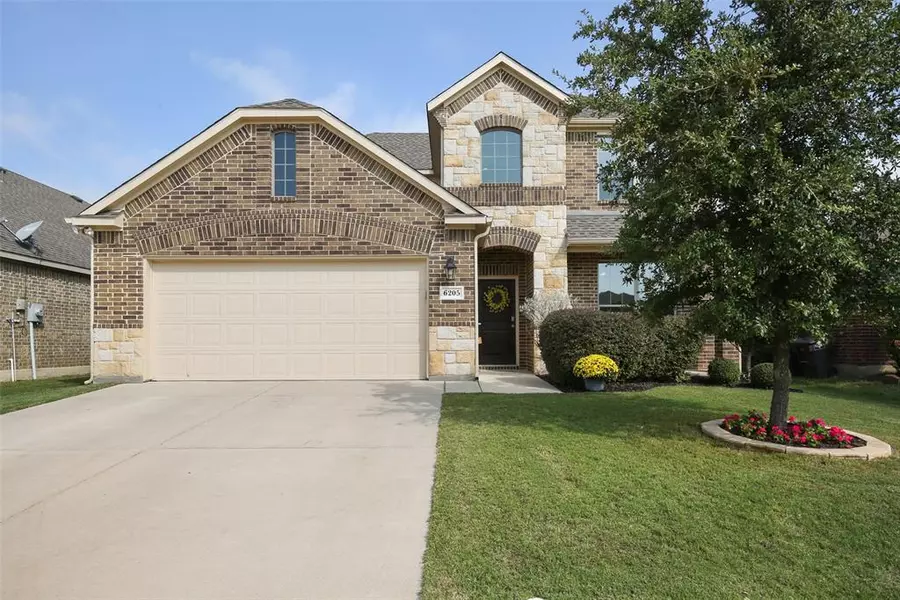 6205 Chalk Hollow Drive, Fort Worth, TX 76179