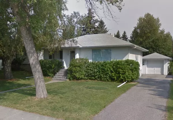 Calgary, AB T3E 0R8,3224 28 AVE SW