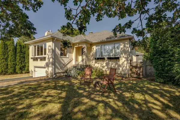 3161 Service St, Saanich, BC V8P 4M6