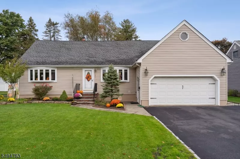 129 Cedar Ave, Pompton Lakes Boro, NJ 07442