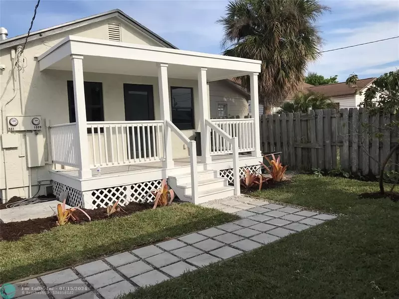 531 N H St, Lake Worth Beach, FL 33460