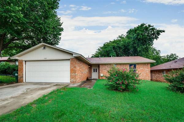 1920 Paisley Street,  Denton,  TX 76209