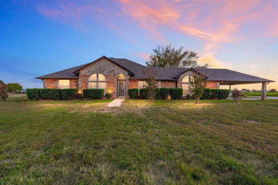 14500 County Road 511, Venus, TX 76084