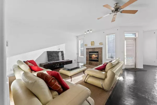 Calgary, AB T3H5B6,58 Westbury PL