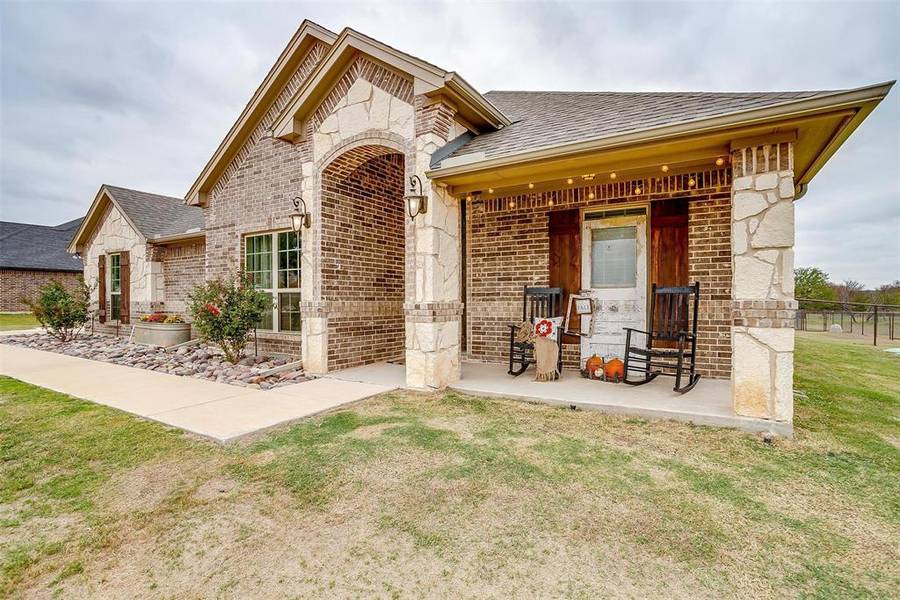 106 Post Oak Way, Weatherford, TX 76087