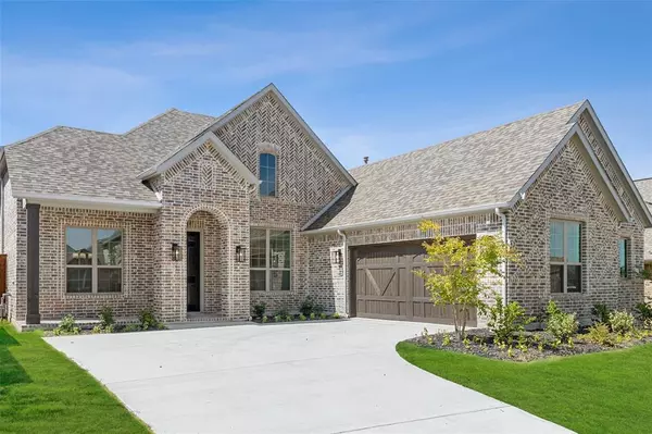 Rockwall, TX 75087,911 Hunters Creek Drive