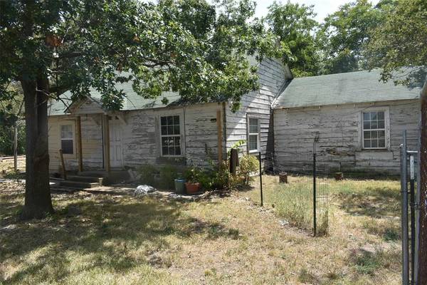 515 Jackson Street, Farmersville, TX 75442