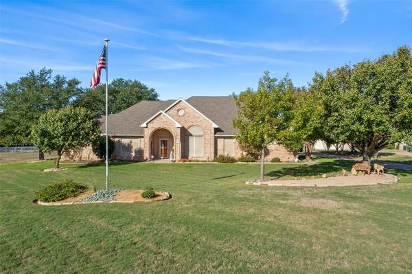 3141 Eagles Nest Court, Midlothian, TX 76065