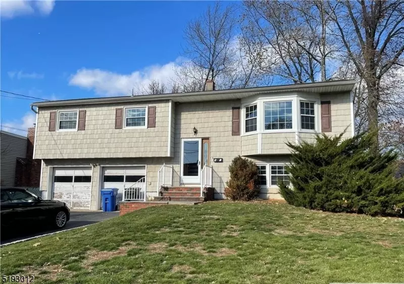 51 Jackson Ct, Woodbridge Twp., NJ 08863