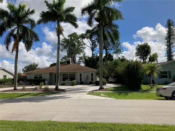 Naples, FL 34105,3338 Poinciana ST