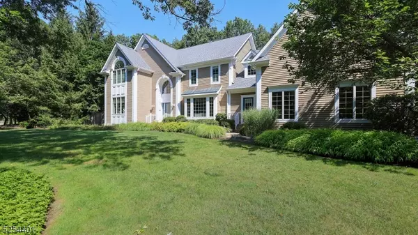 Bernards Twp., NJ 07920,63 S Stone Hedge Dr