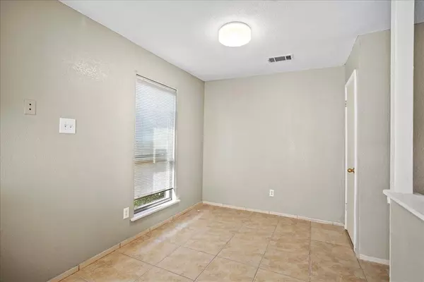 Dallas, TX 75217,9921 Cedar Mountain Circle