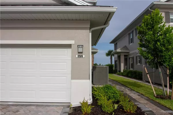 Naples, FL 34114,195 Indies Dr E 102