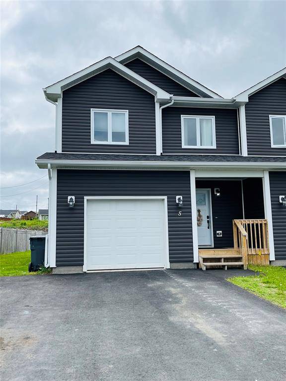 5 Locke Street, Grand Falls-windsor, NL A2A 0B5