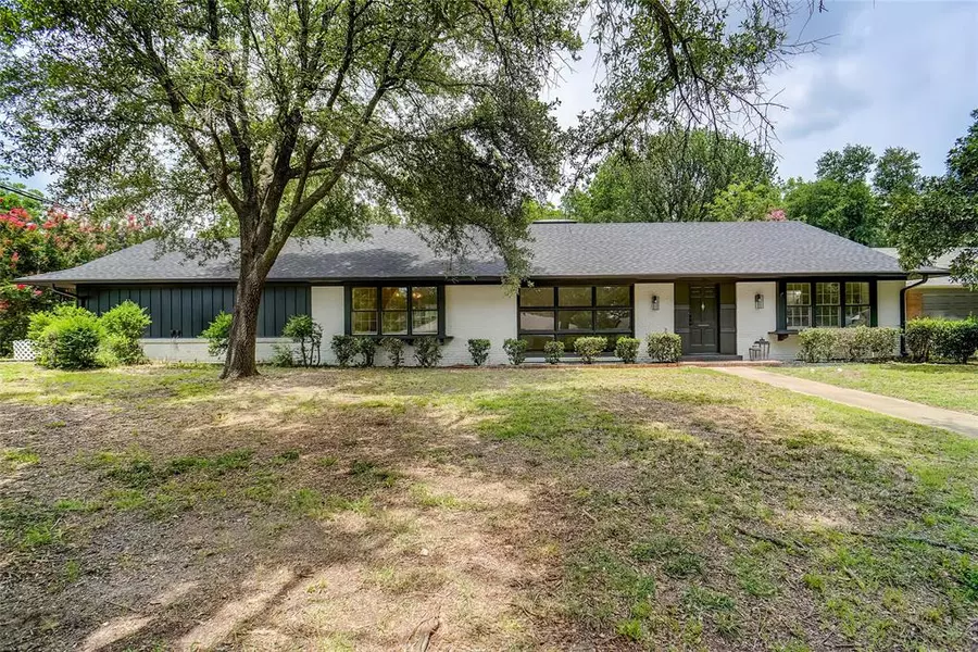 1531 Heron W, Denison, TX 75020