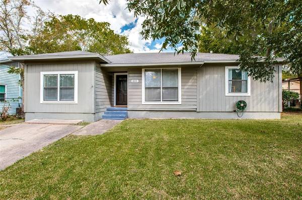 805 Armstrong Drive, Garland, TX 75040