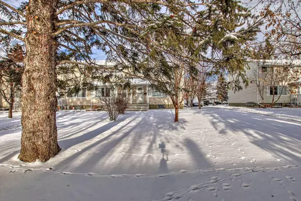 Calgary, AB T3E7H4,551 Killarney Glen CT SW