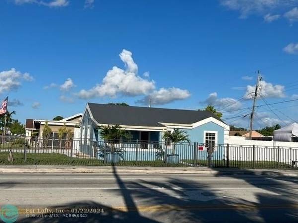 161 SE 8th Ave,  Hialeah,  FL 33010