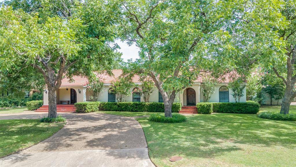 1518 Sereno Drive, Dallas, TX 75218