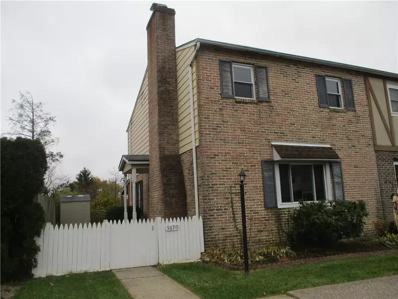 5670 Greens Drive, Allentown City, PA 18106