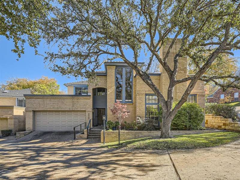 4520 Overton Terrace Court, Fort Worth, TX 76109