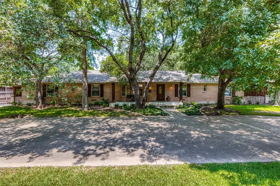 5523 Ridgetown Circle, Dallas, TX 75230