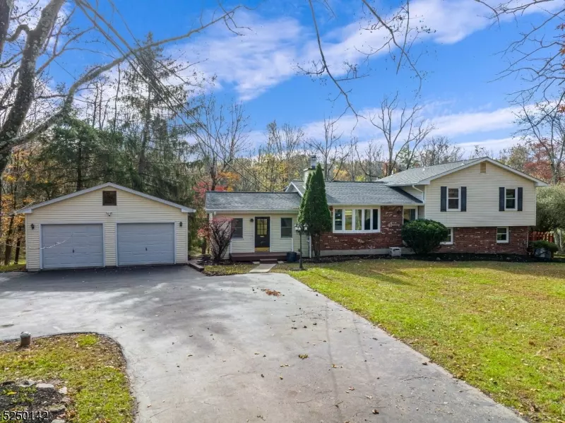 57 Garboski Rd, East Amwell Twp., NJ 08559