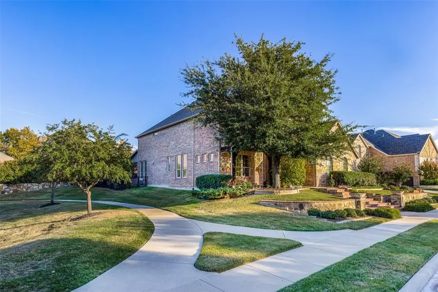 4604 GOLDEN MEW Drive, Carrollton, TX 75010