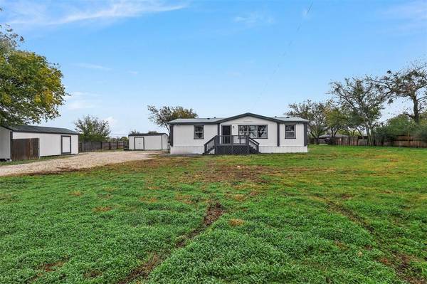 8408 County Road 1010, Joshua, TX 76058