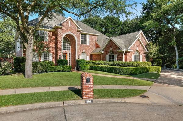 802 Lakewood Drive, Mckinney, TX 75072