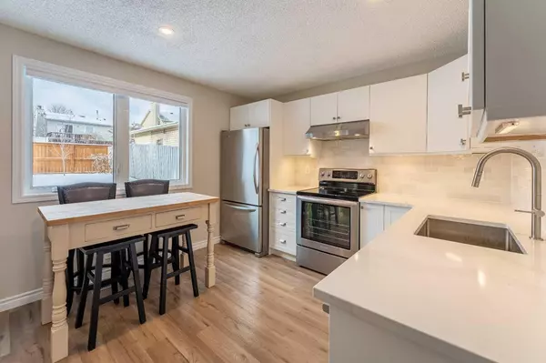 Calgary, AB T2Y 2P3,11 Millside CRES SW