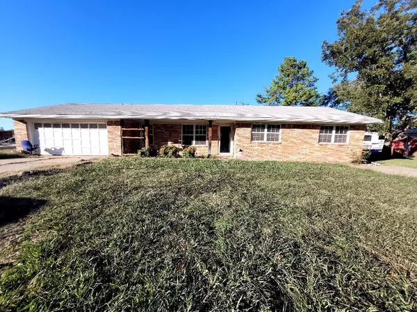 348 Jan Drive, Stratford, OK 74872