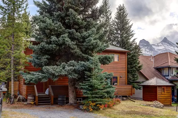 Canmore, AB T1W 1B5,248 Grizzly CRES