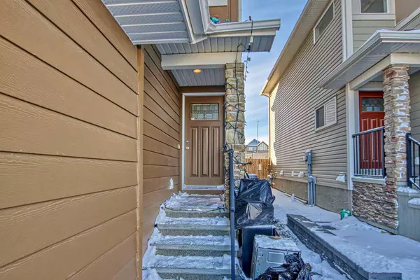 Calgary, AB T3R 0N4,119 Kincora CRES NW