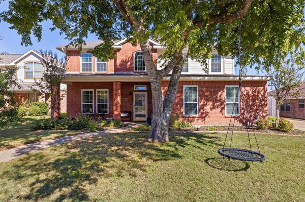 107 Redwood Lane,  Terrell,  TX 75160