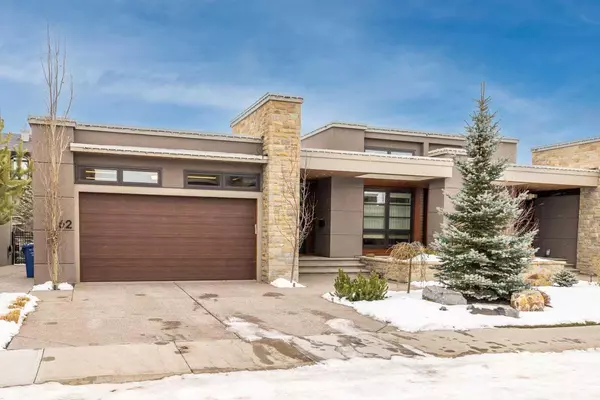 Calgary, AB T3H 1T2,62 Aspen Ridge SQ SW